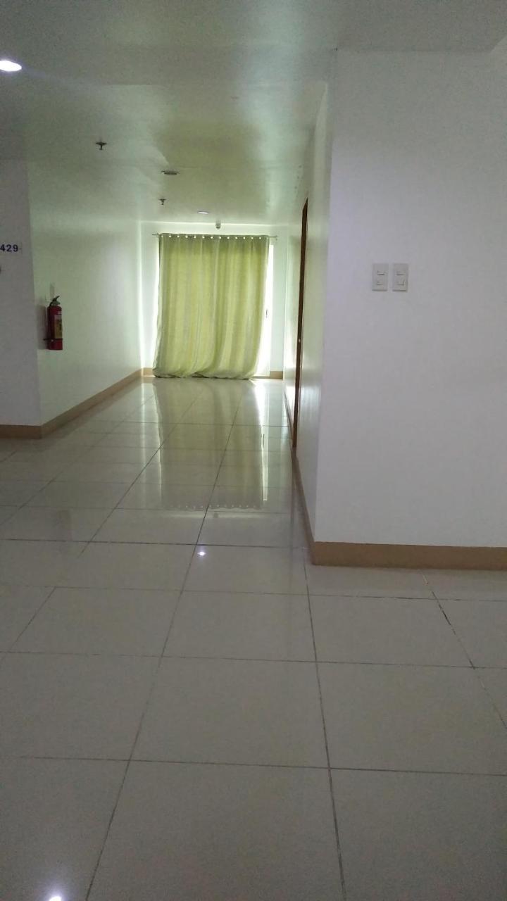 Meaco Royal Hotel - Batangas City Екстериор снимка